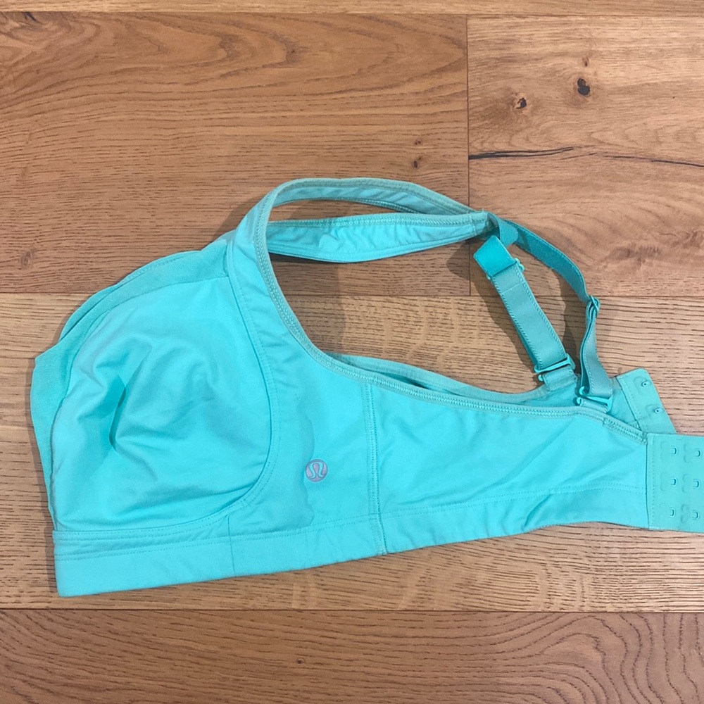 Lululemon bra 38D